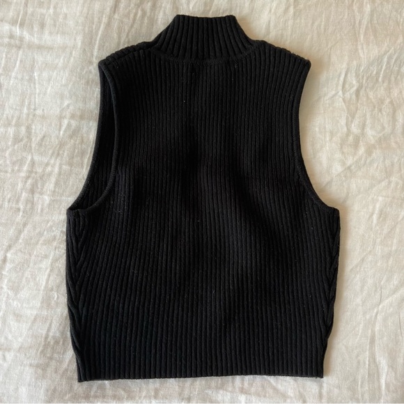 Pretty Garbage Keyhole Cropped Top (black) - Size M - Picture 4 of 4